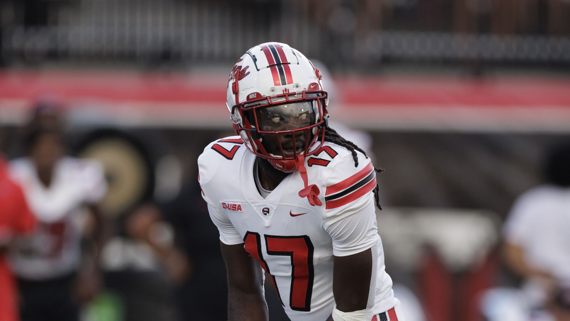 Caden Veltkamp throws for 5 TDs, Western Kentucky erases 28-point deficit to beat ODU 38-35 in OT